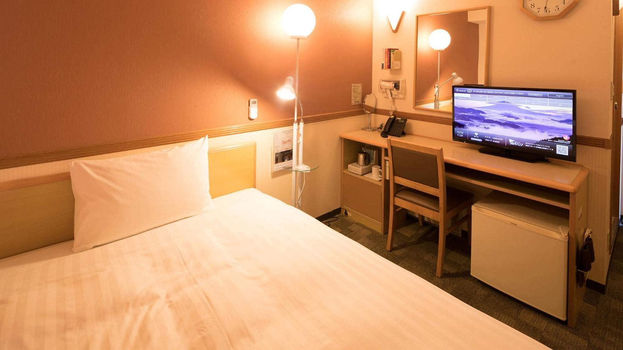 Toyoko Inn Hakata-Eki Minami Fukuoka  Szoba fotó